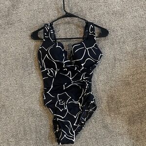 Miraclesuit Black and White One Piece Swimsuit